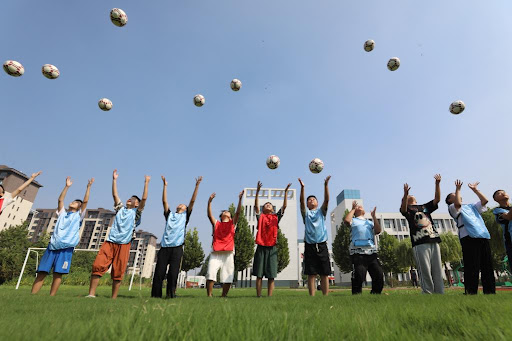 意甲战报：霍伊伦双响，伊尔迪兹破门，那不勒斯2-1尤文