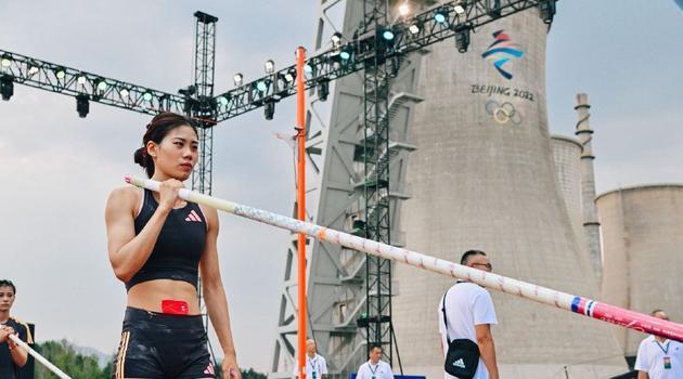 媒体人谈小杨被打脸但没吹：原以为世上只有CBA裁判才能吹出种球